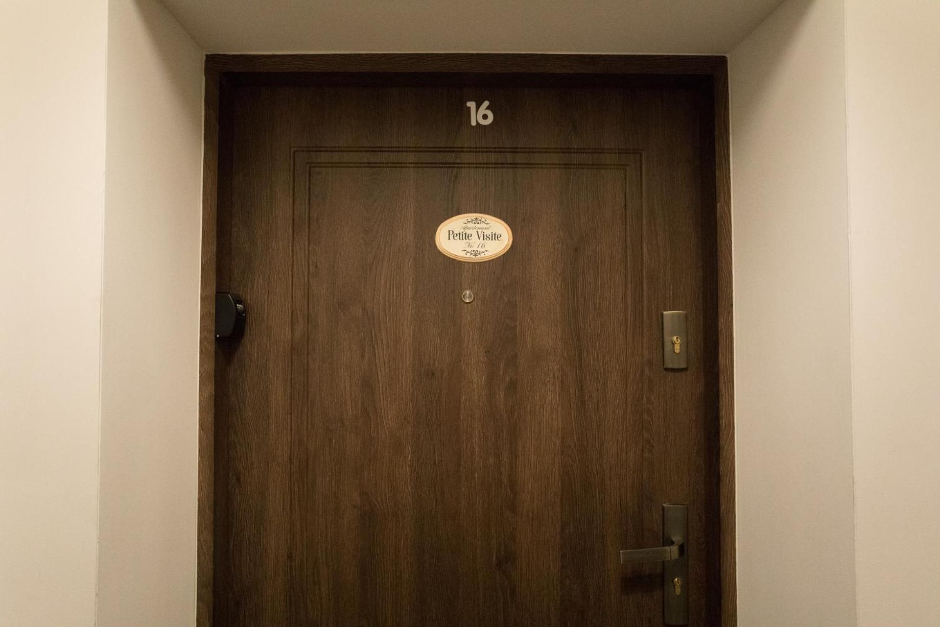 Apartment Petite Visite No 16
